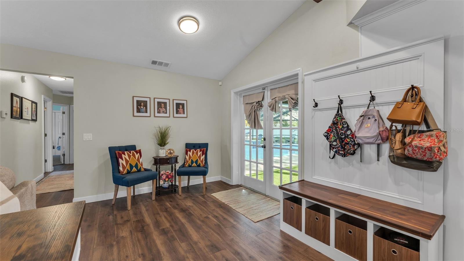 DEER BROOKE - Residential