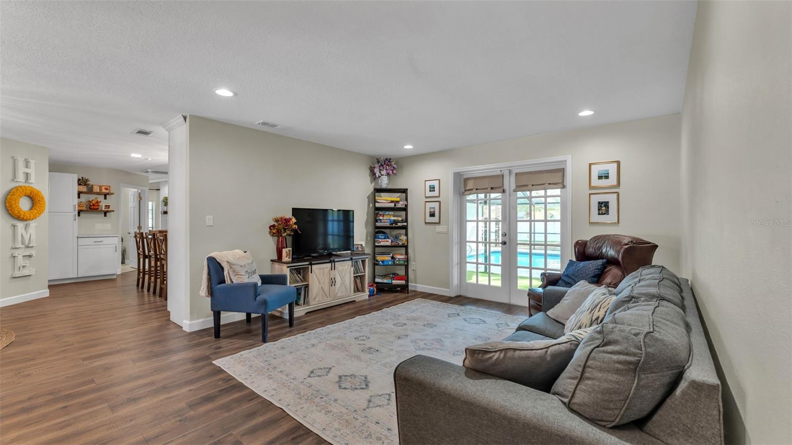 DEER BROOKE - Residential