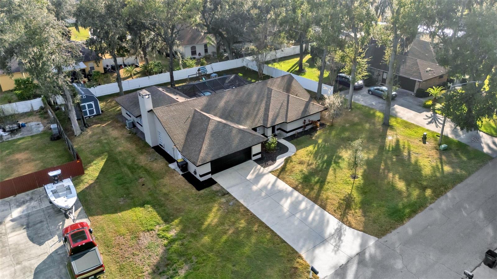 DEER BROOKE - Residential