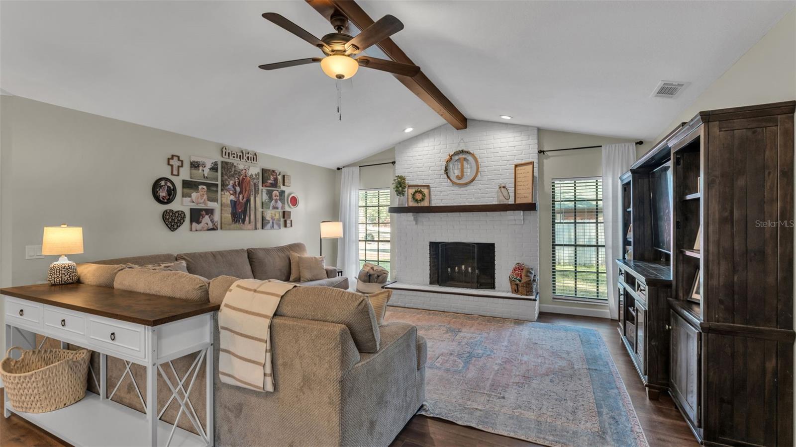 DEER BROOKE - Residential