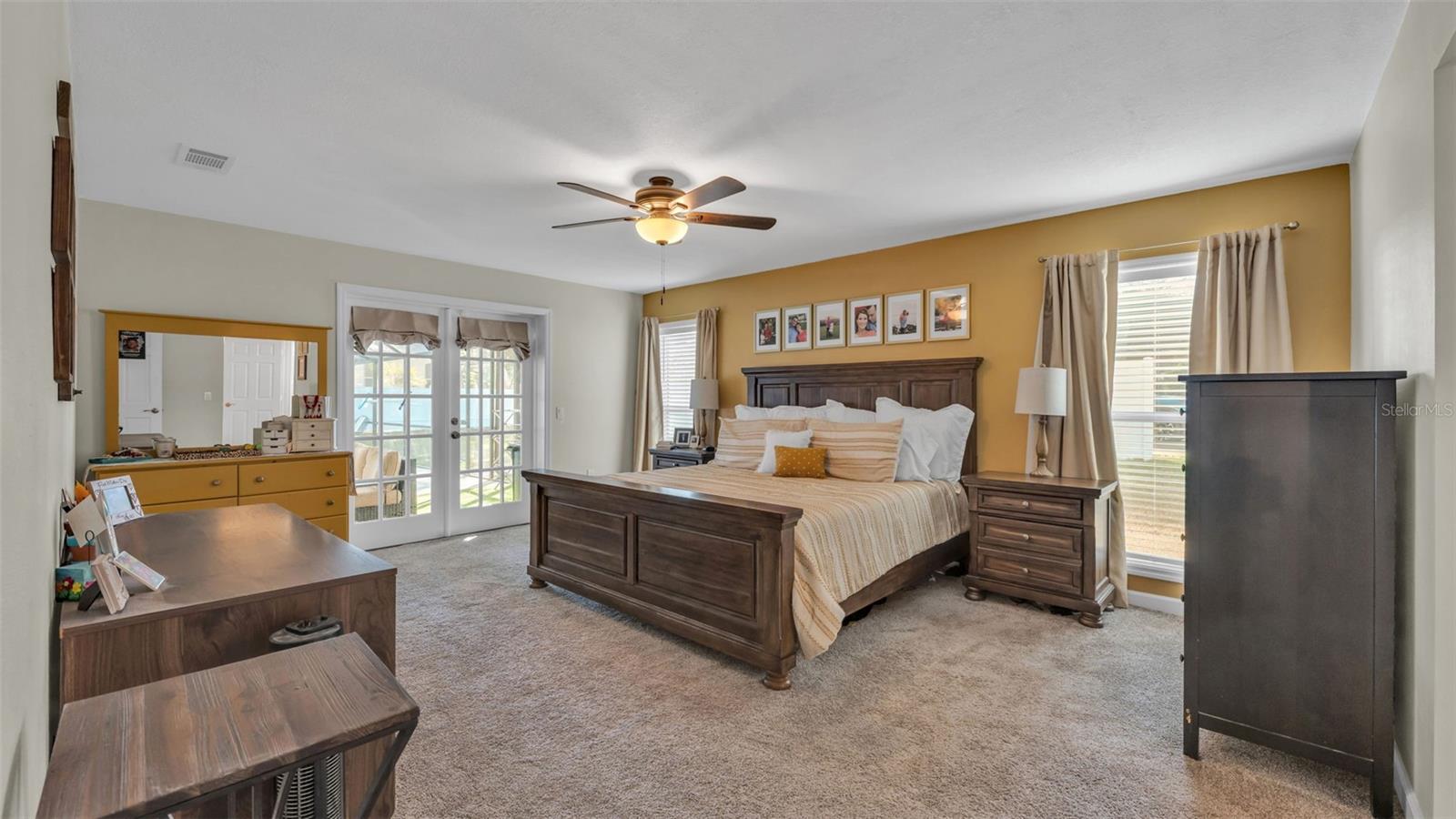 DEER BROOKE - Residential