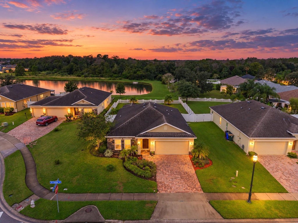 Photo of 1981 Antler Drive, Saint Cloud, FL 34772 (MLS # O6449160)