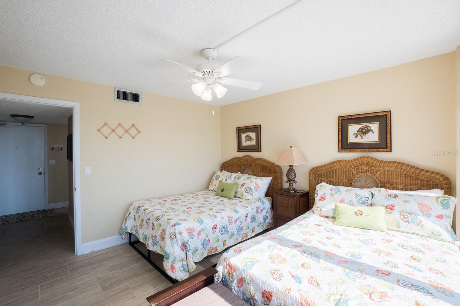 NAUTILUS CONDO - Residential