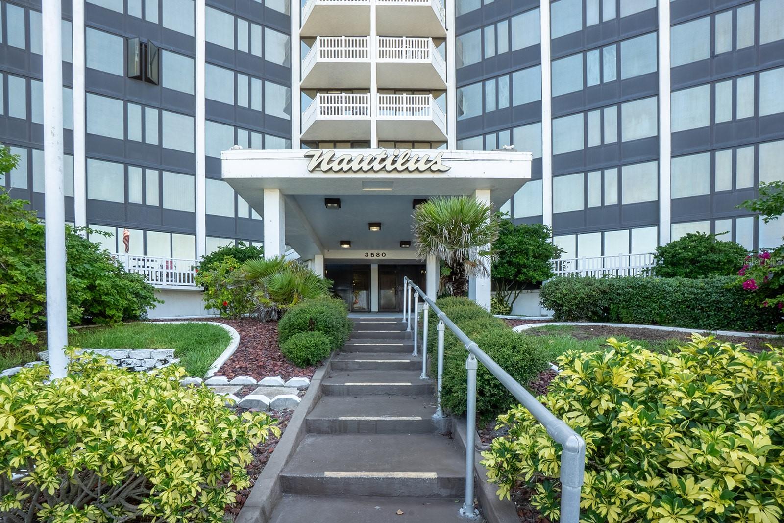 NAUTILUS CONDO - Residential