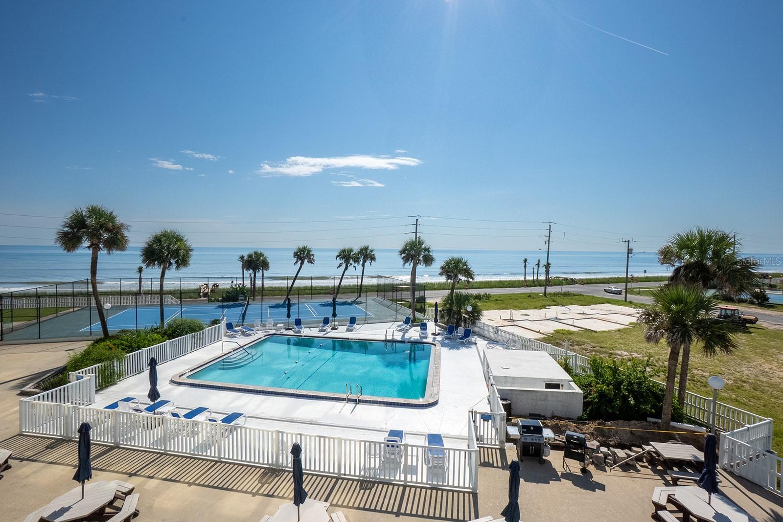 NAUTILUS CONDO - Residential