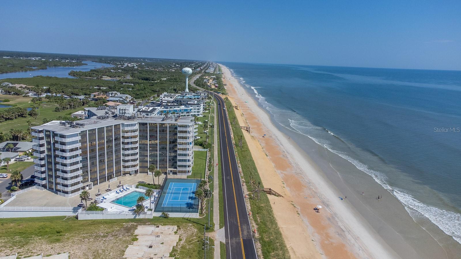 NAUTILUS CONDO - Residential