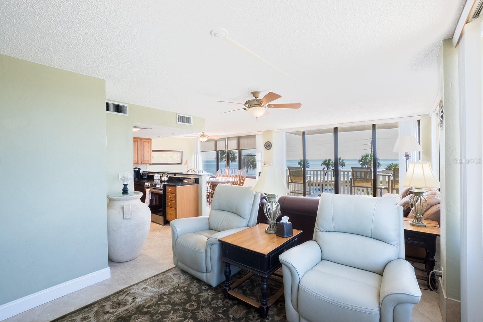 NAUTILUS CONDO - Residential