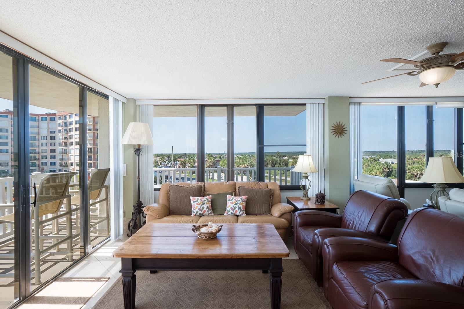 NAUTILUS CONDO - Residential