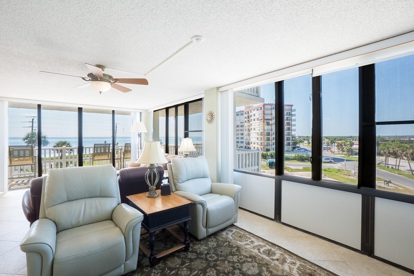 NAUTILUS CONDO - Residential