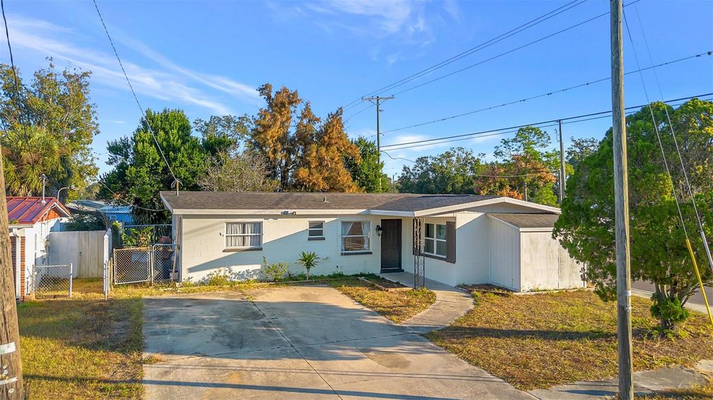 Photo of 147 Melanie Lane, Brandon, FL 33510 (MLS # O6360214)