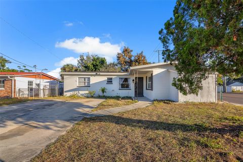 Photo of 147 Melanie Lane, Brandon, FL 33510 (MLS # O6360214)