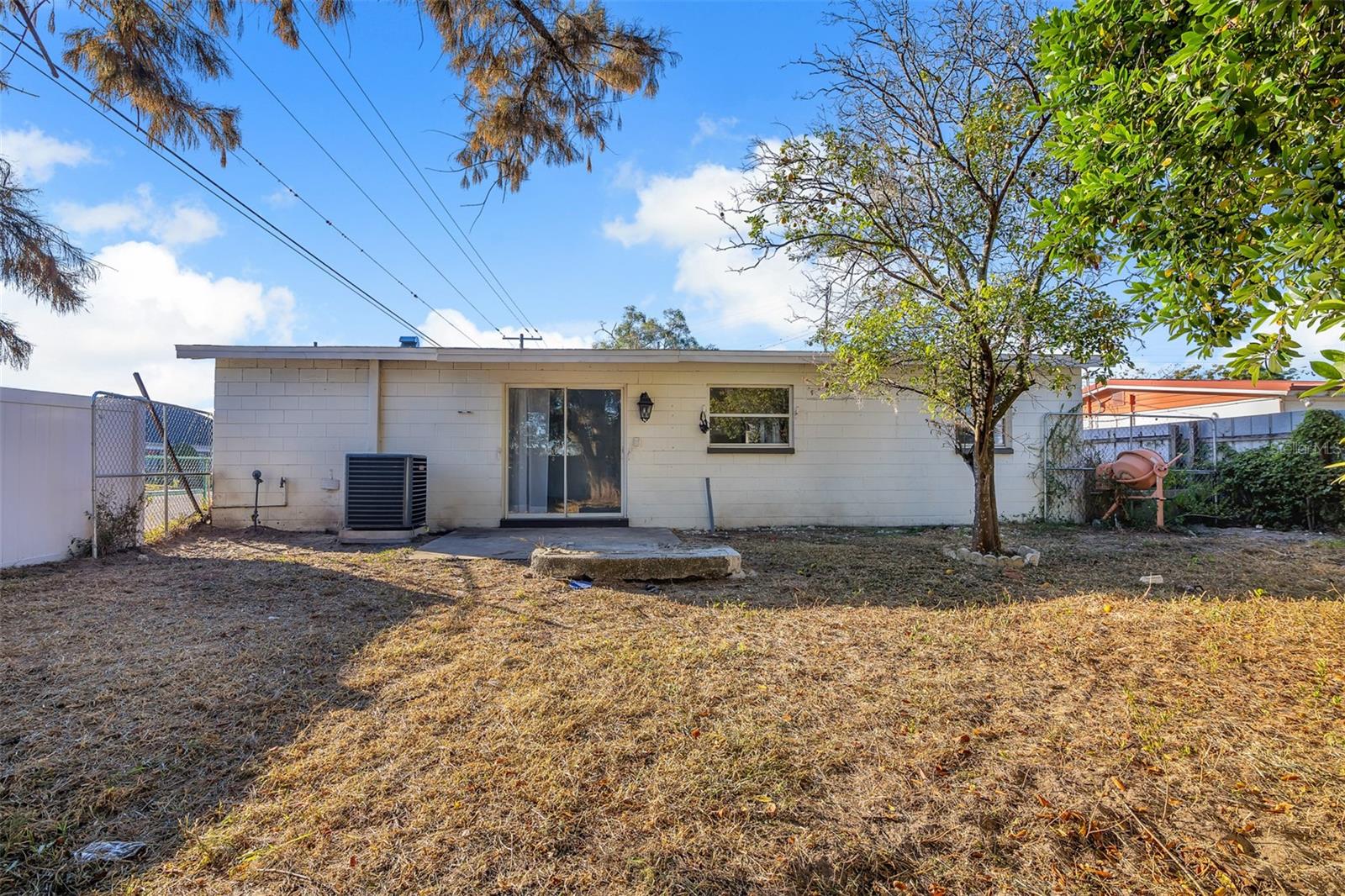 MELANIE MANOR SUB - Residential