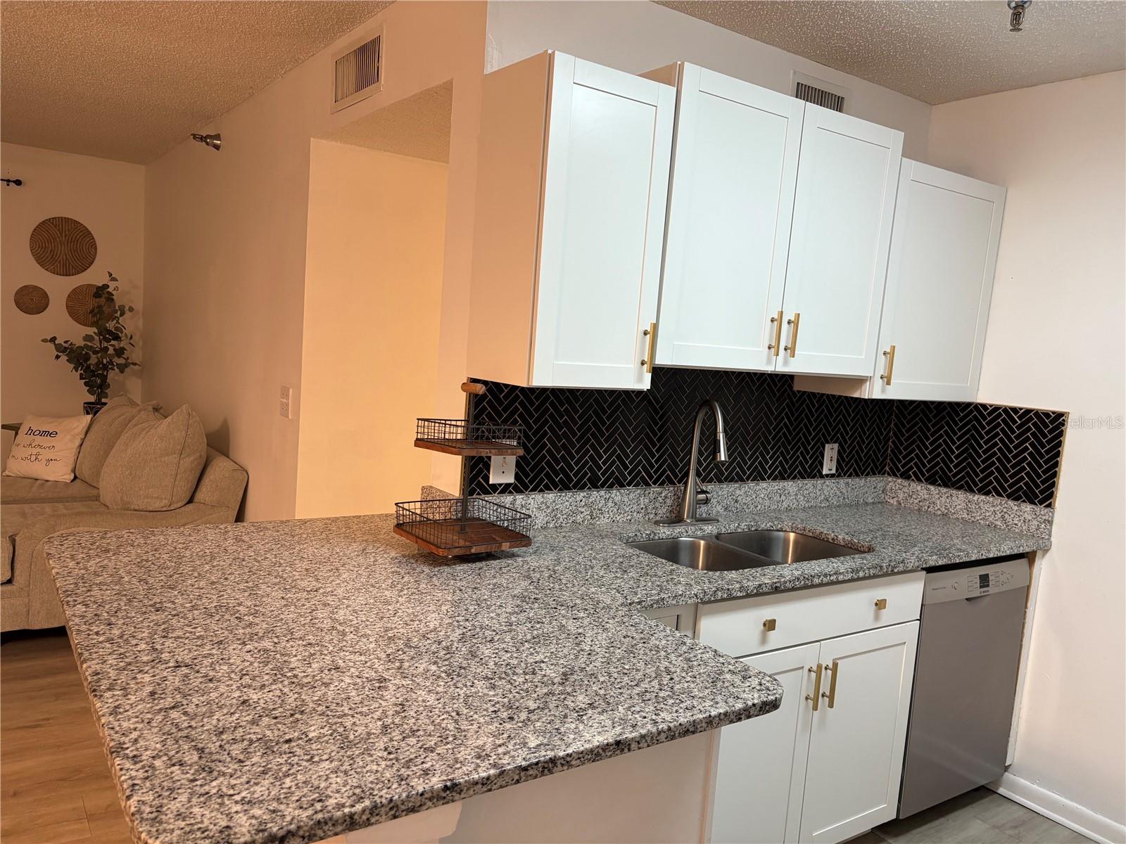 PALMAVISTA 1 A CONDO - Residential