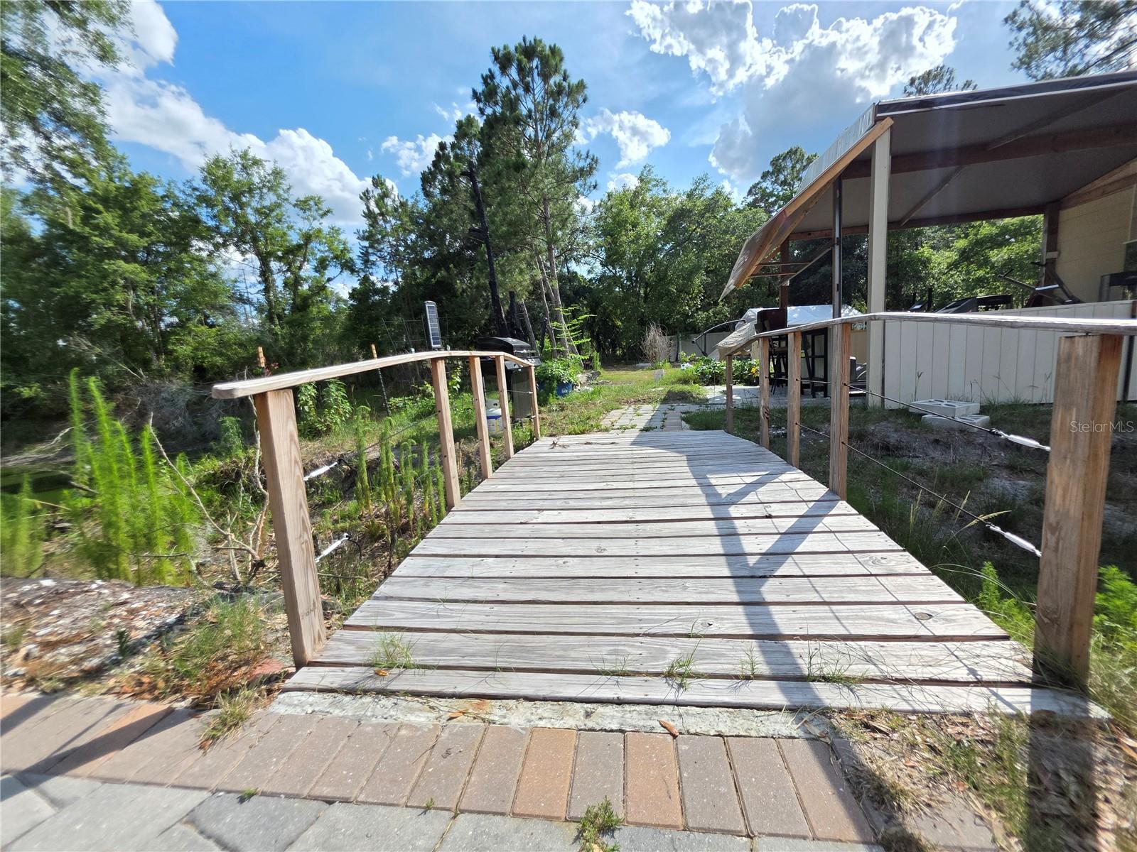 ROCKRIDGE RANCHETTES - Residential