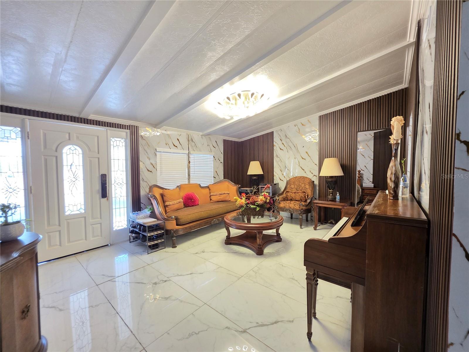 ROCKRIDGE RANCHETTES - Residential