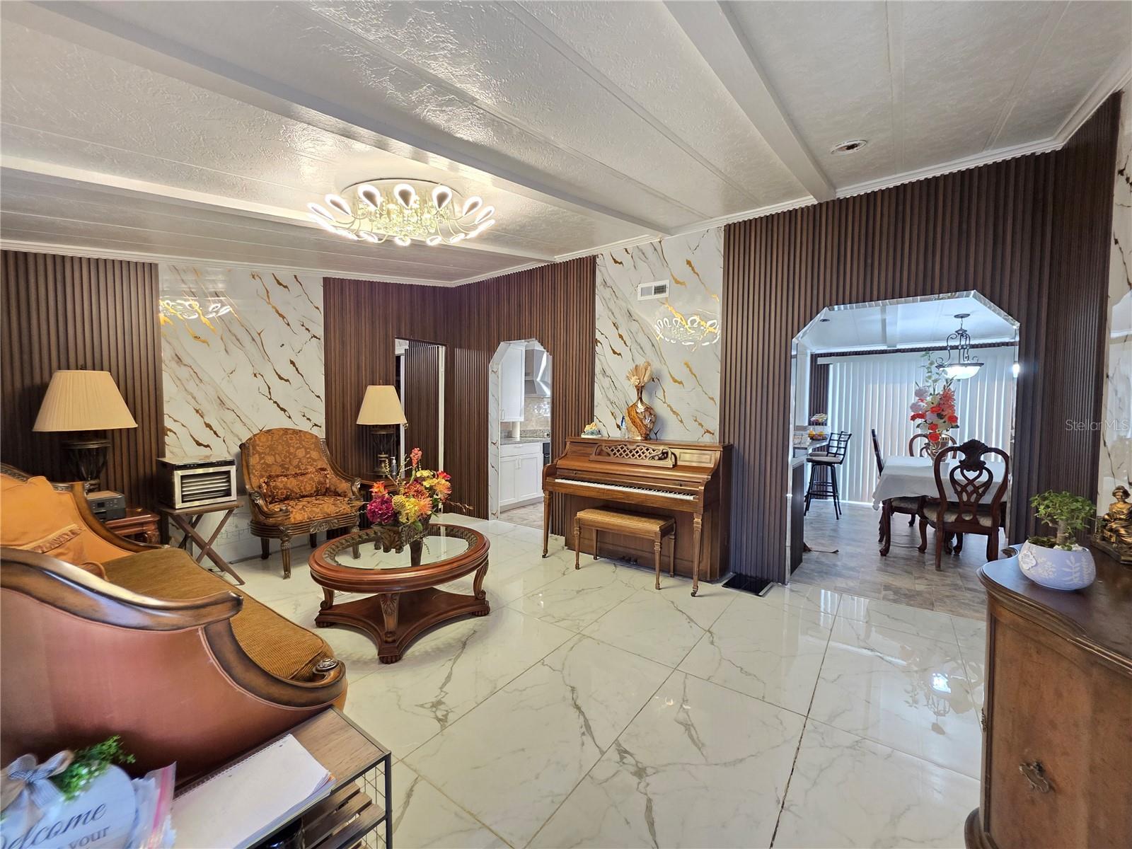 ROCKRIDGE RANCHETTES - Residential