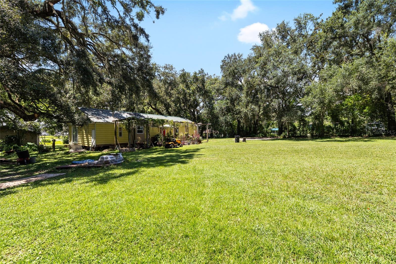 ZEPHYRHILLS COLONY CO - Land