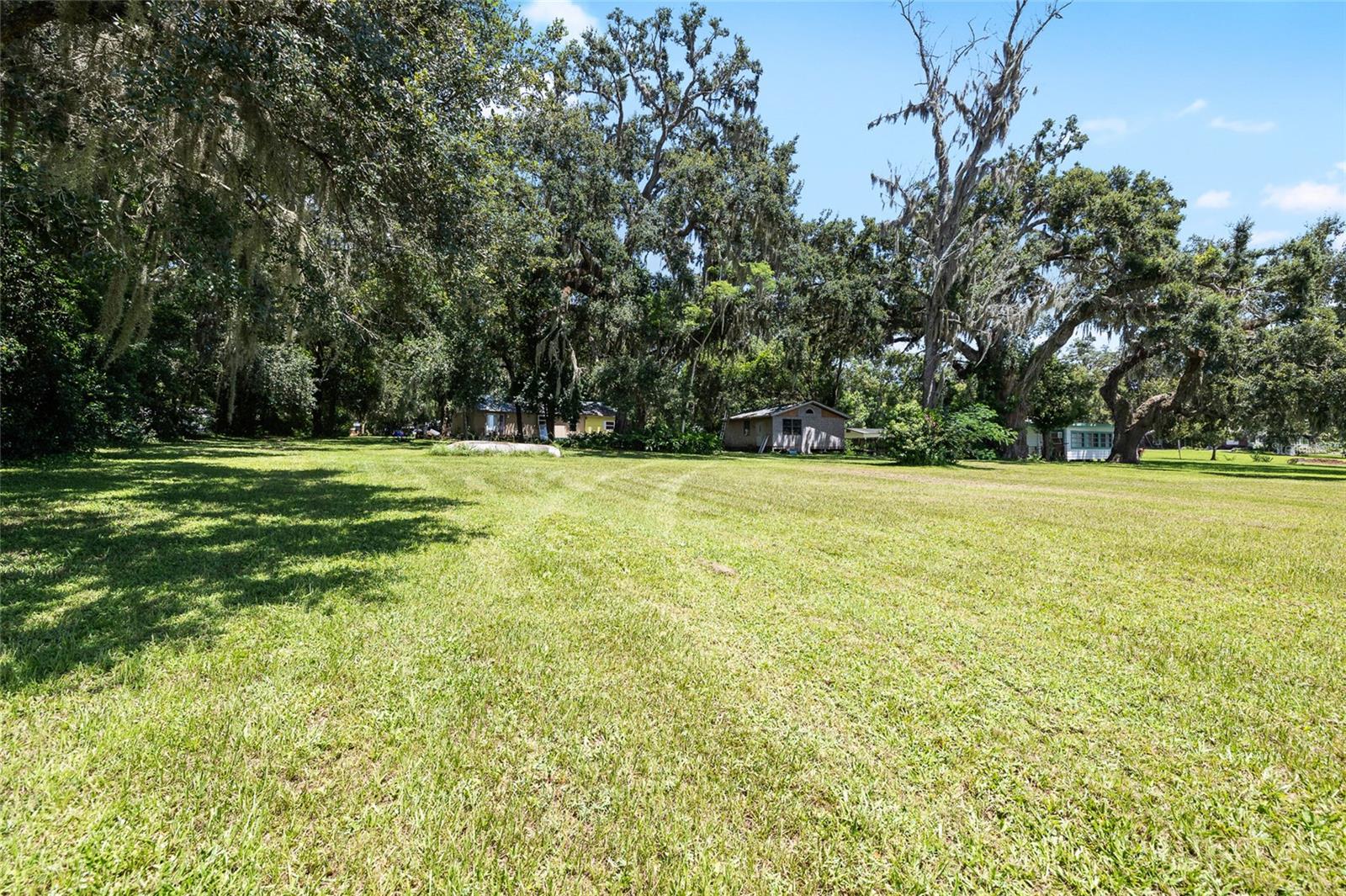 ZEPHYRHILLS COLONY CO - Land