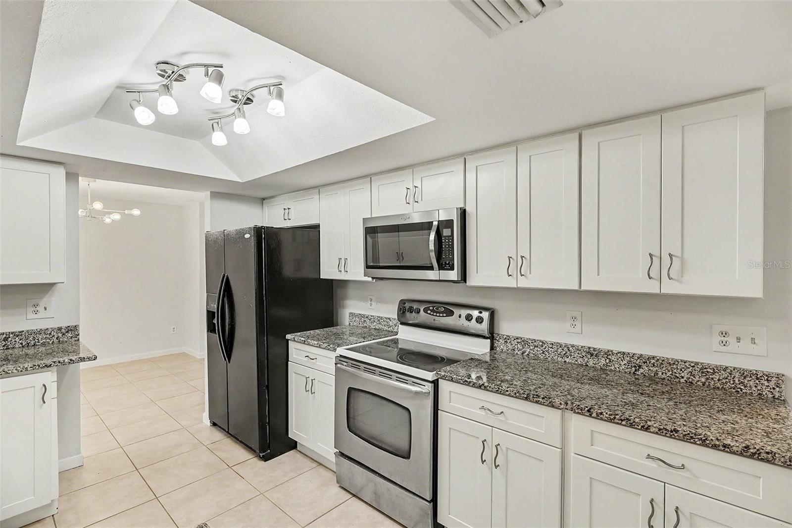 2700 RAINTREE LAKE CIRCLE