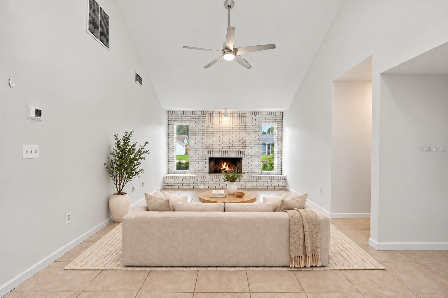 2700 RAINTREE LAKE CIRCLE