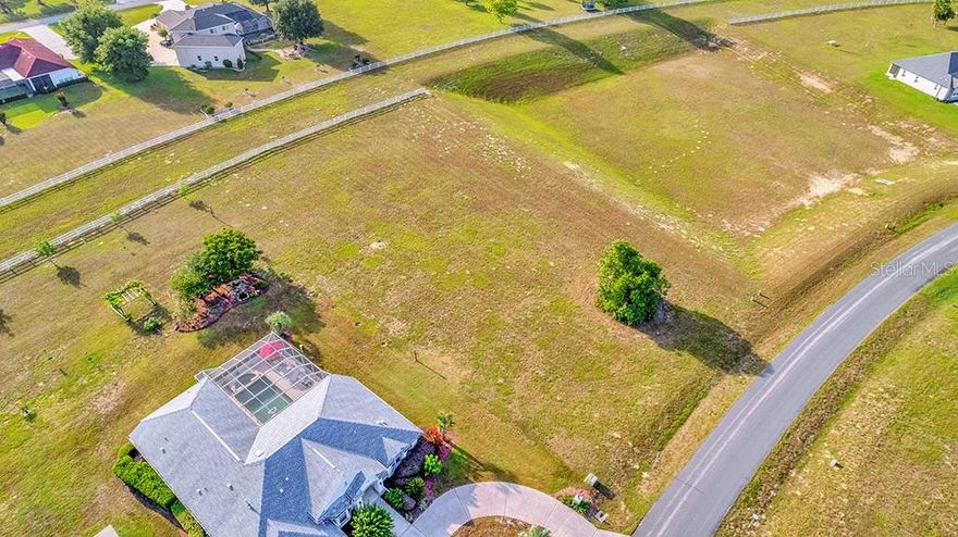 Now available!! An acre of land in Inverness. It is a beautiful piece of land and won't last long!  If you purchase a vacant lot in Clearview Estates and you use Citrus Hills Development for your build you will be eligible to join the amenities. If you use a different builder, you will not be eligible for this access.
