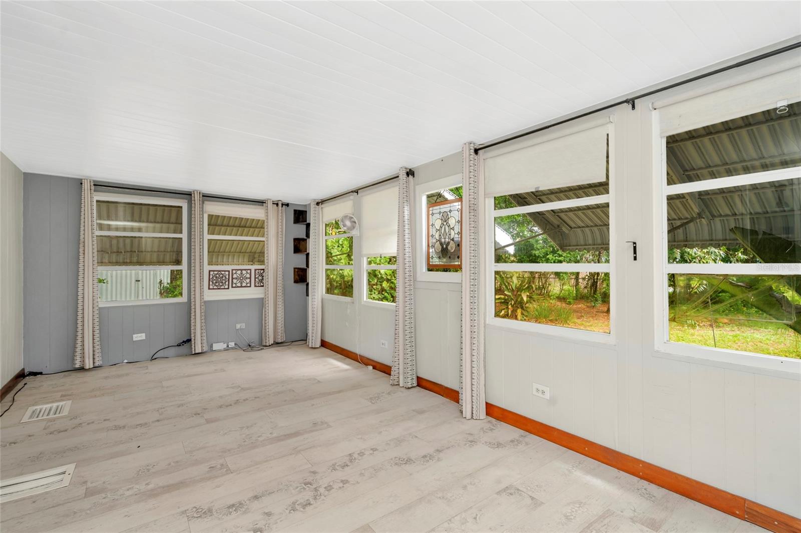 5002 30TH STREET W, BRADENTON, FL, 34207 3 5002 30TH STREET W