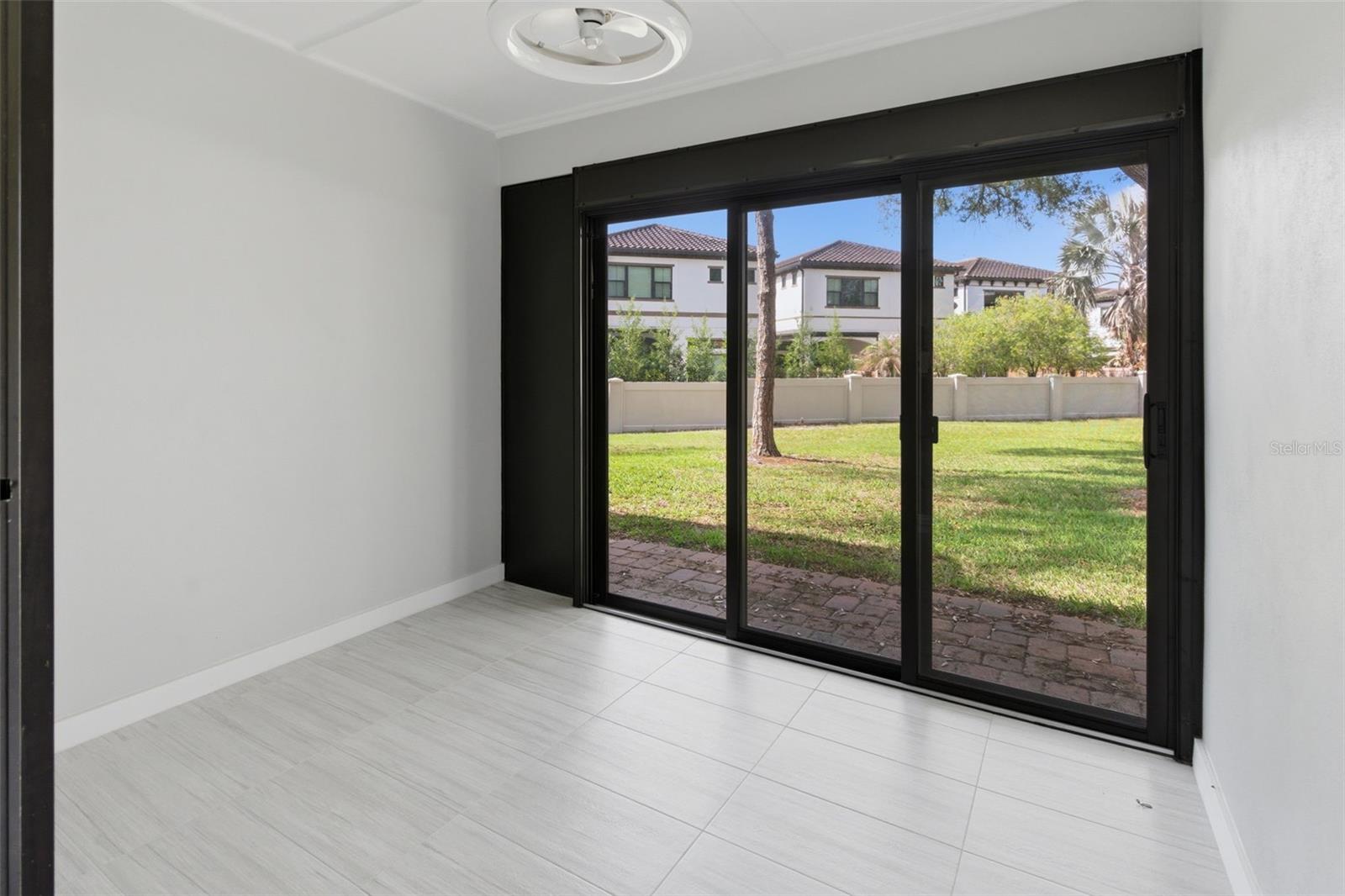 SANDPOINTE TWNHS SEC 02 - Residential