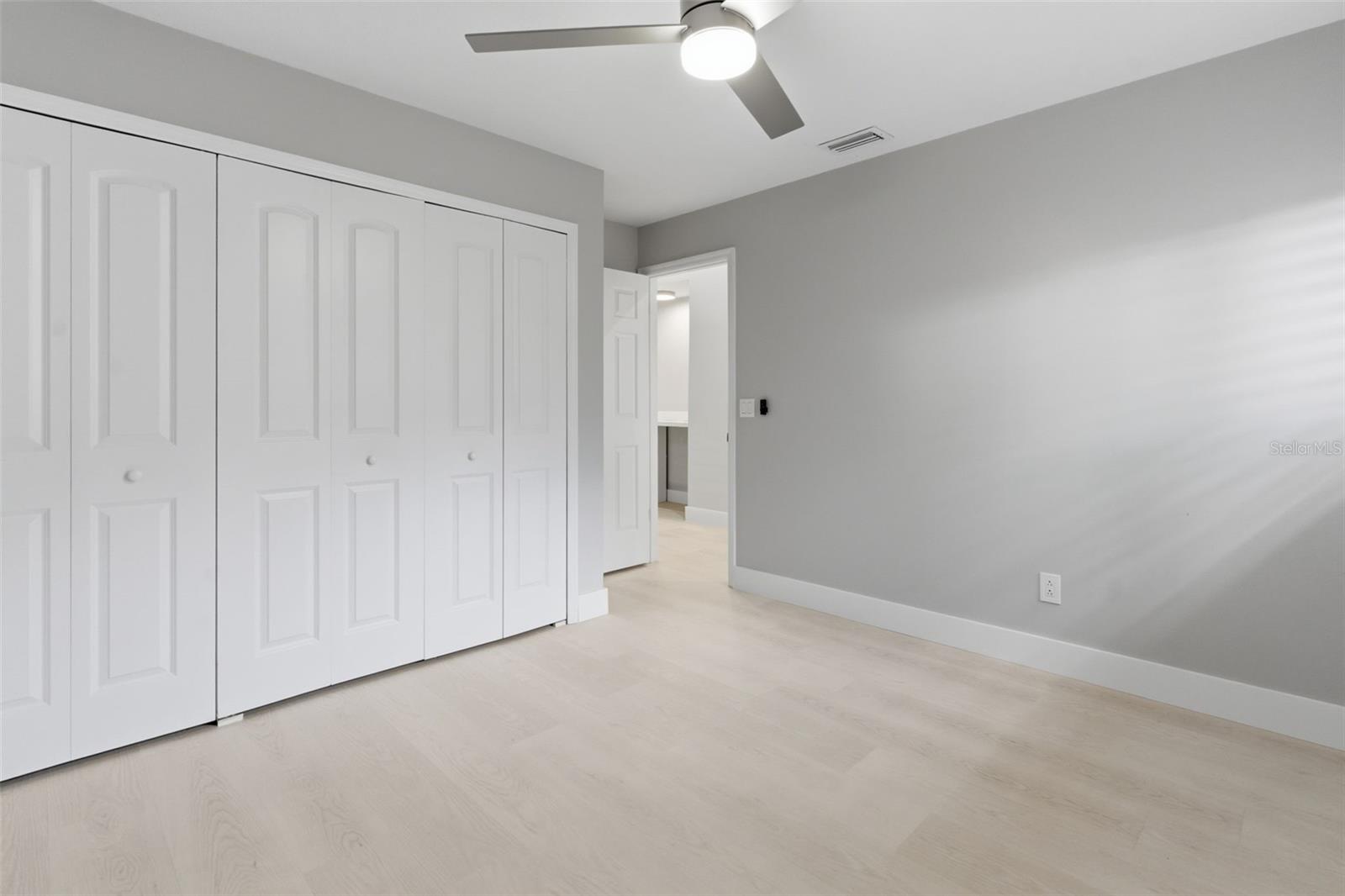 SANDPOINTE TWNHS SEC 02 - Residential