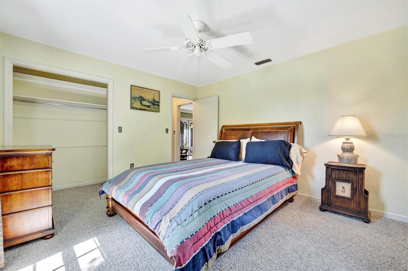 SOUTH GATE - Residential