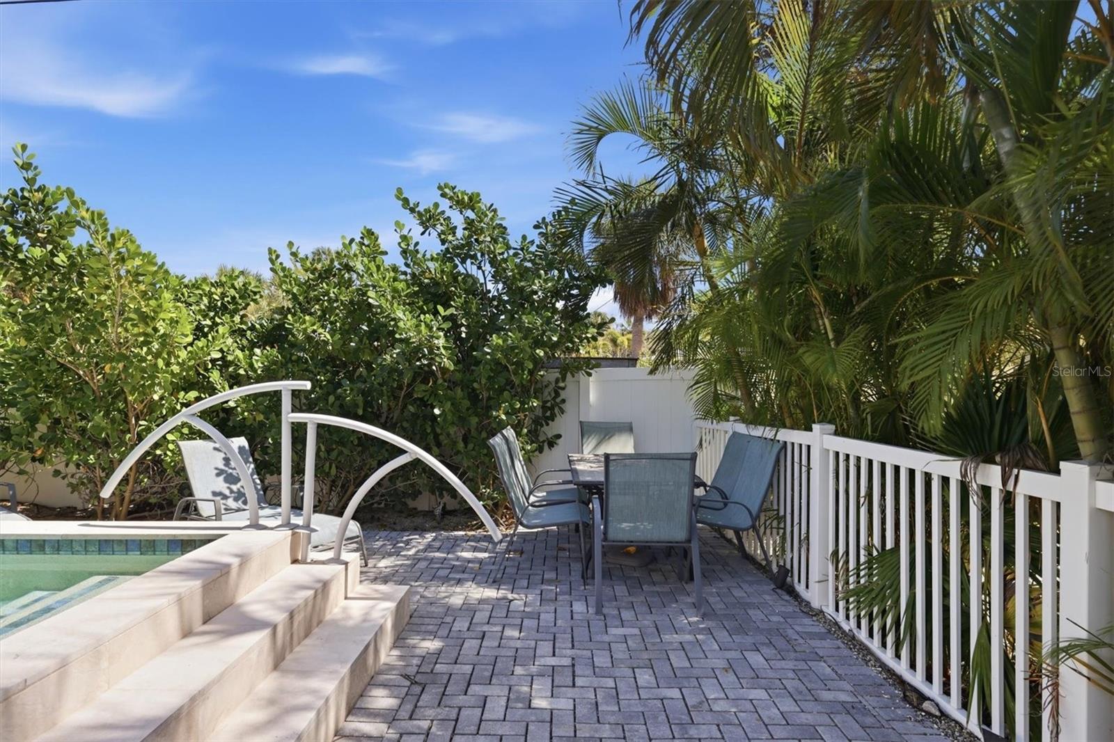 NEPTUNES GARDENS - Residential