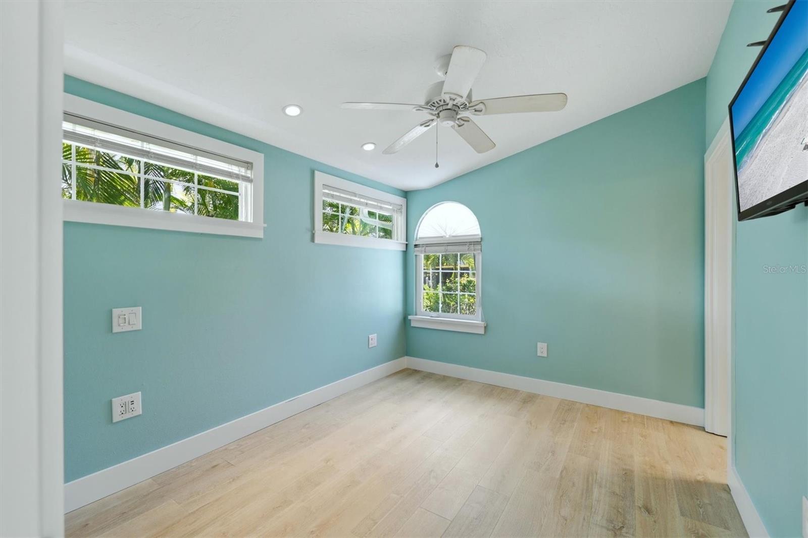 NEPTUNES GARDENS - Residential