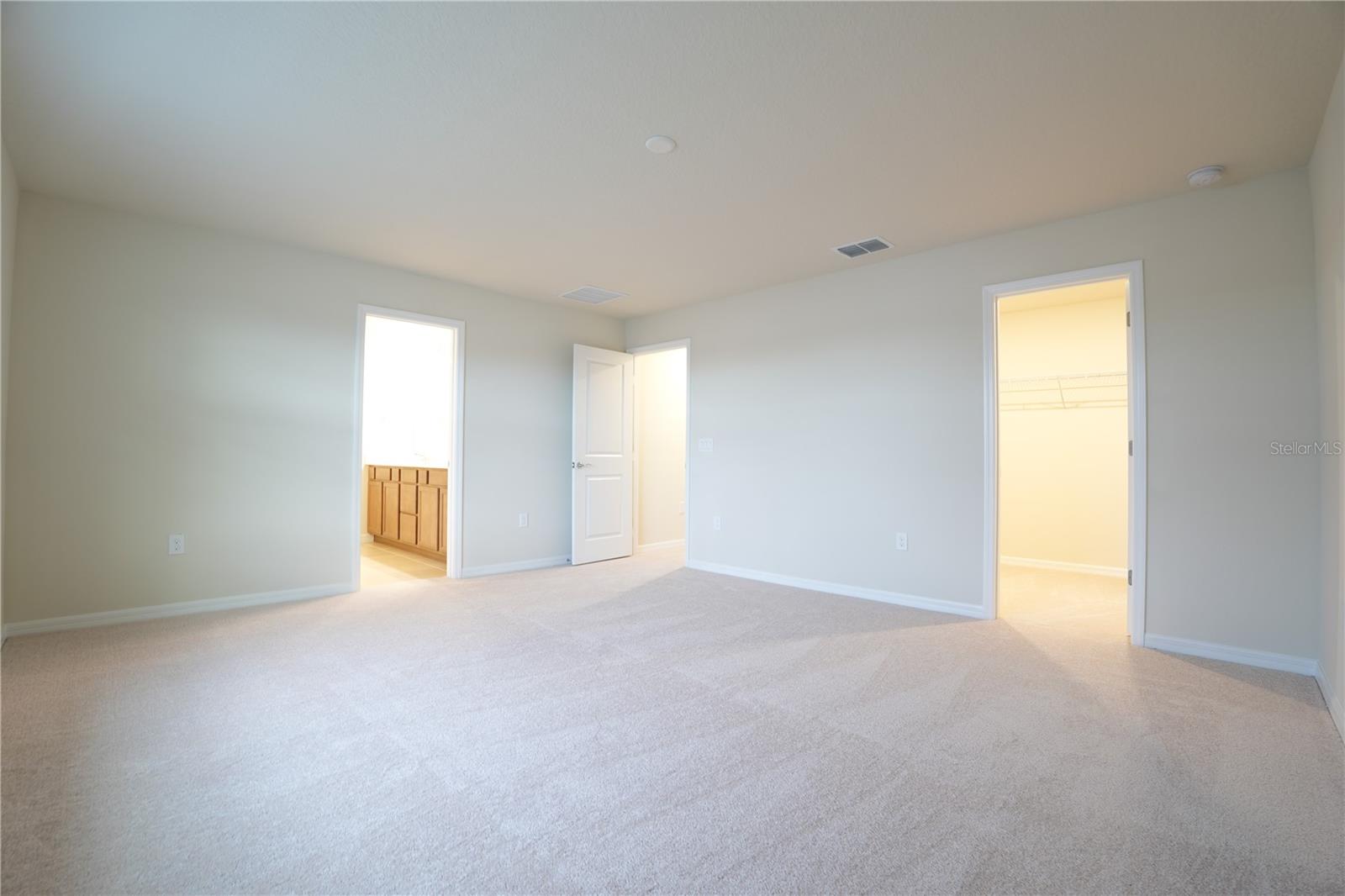 WINTER GROVE - Residential Lease