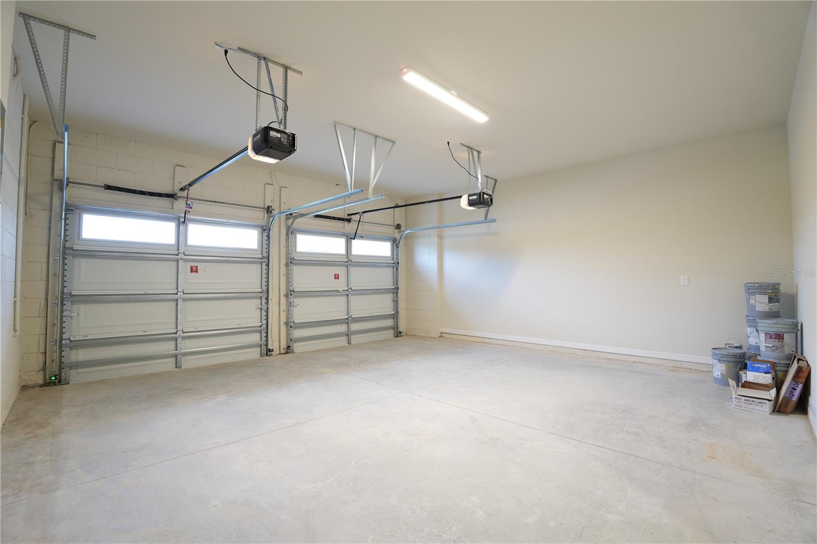 WINTER GROVE - Residential Lease