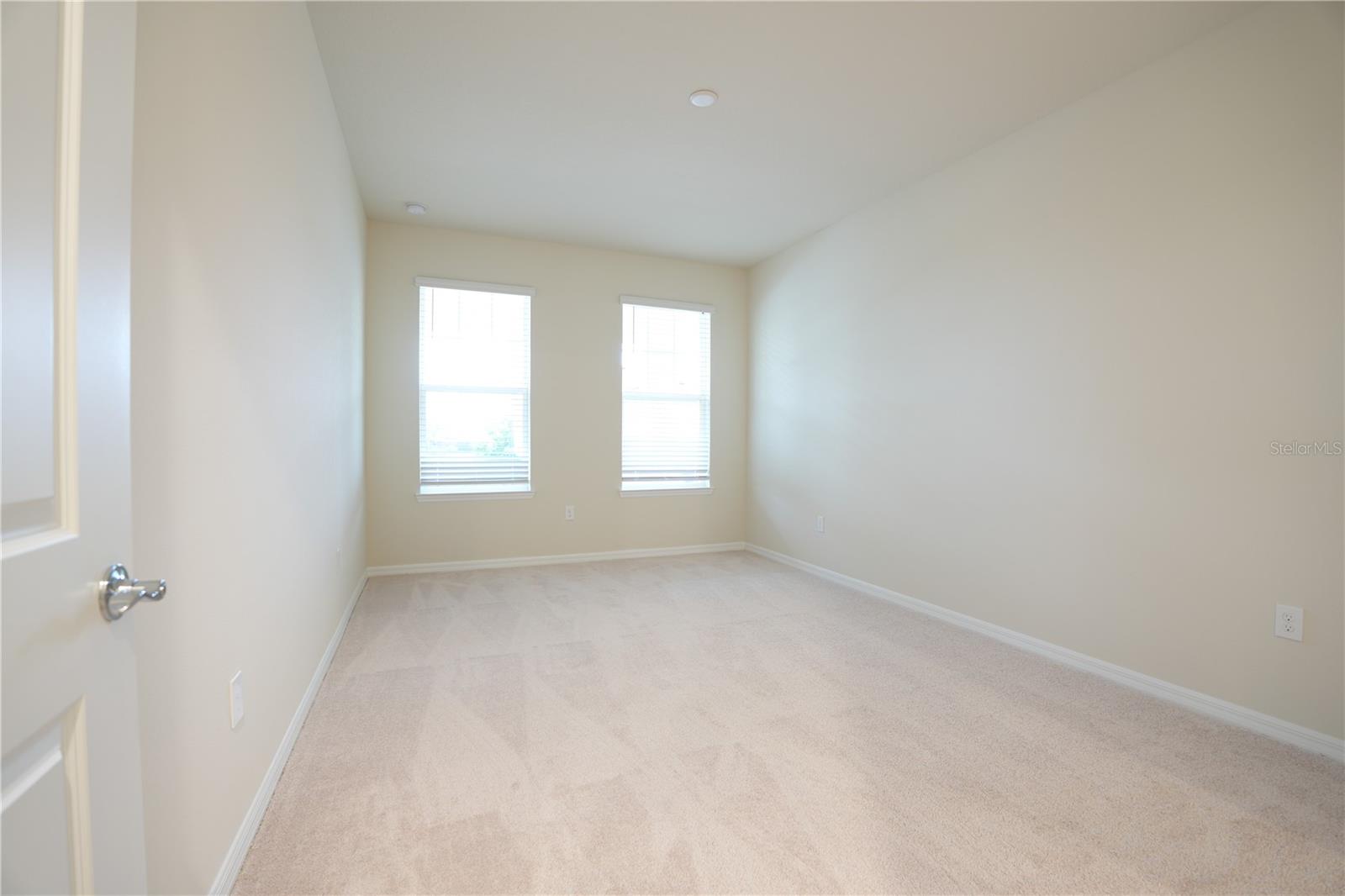 WINTER GROVE - Residential Lease