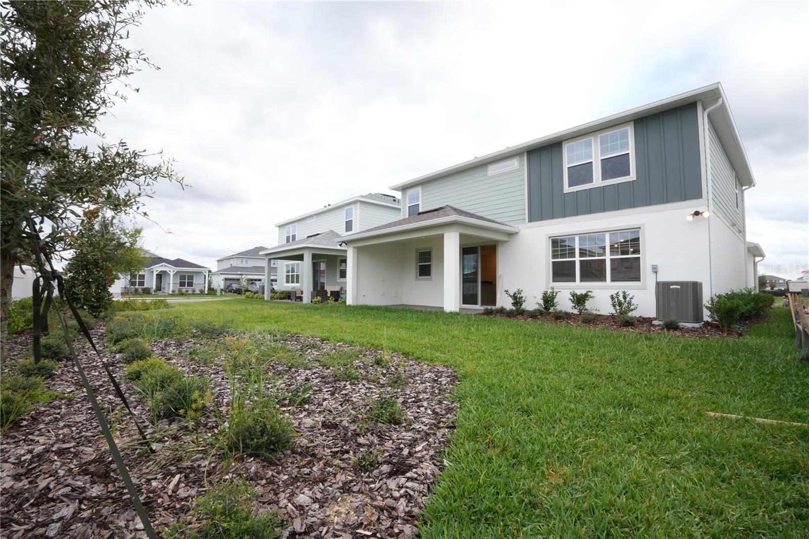 WINTER GROVE - Residential Lease