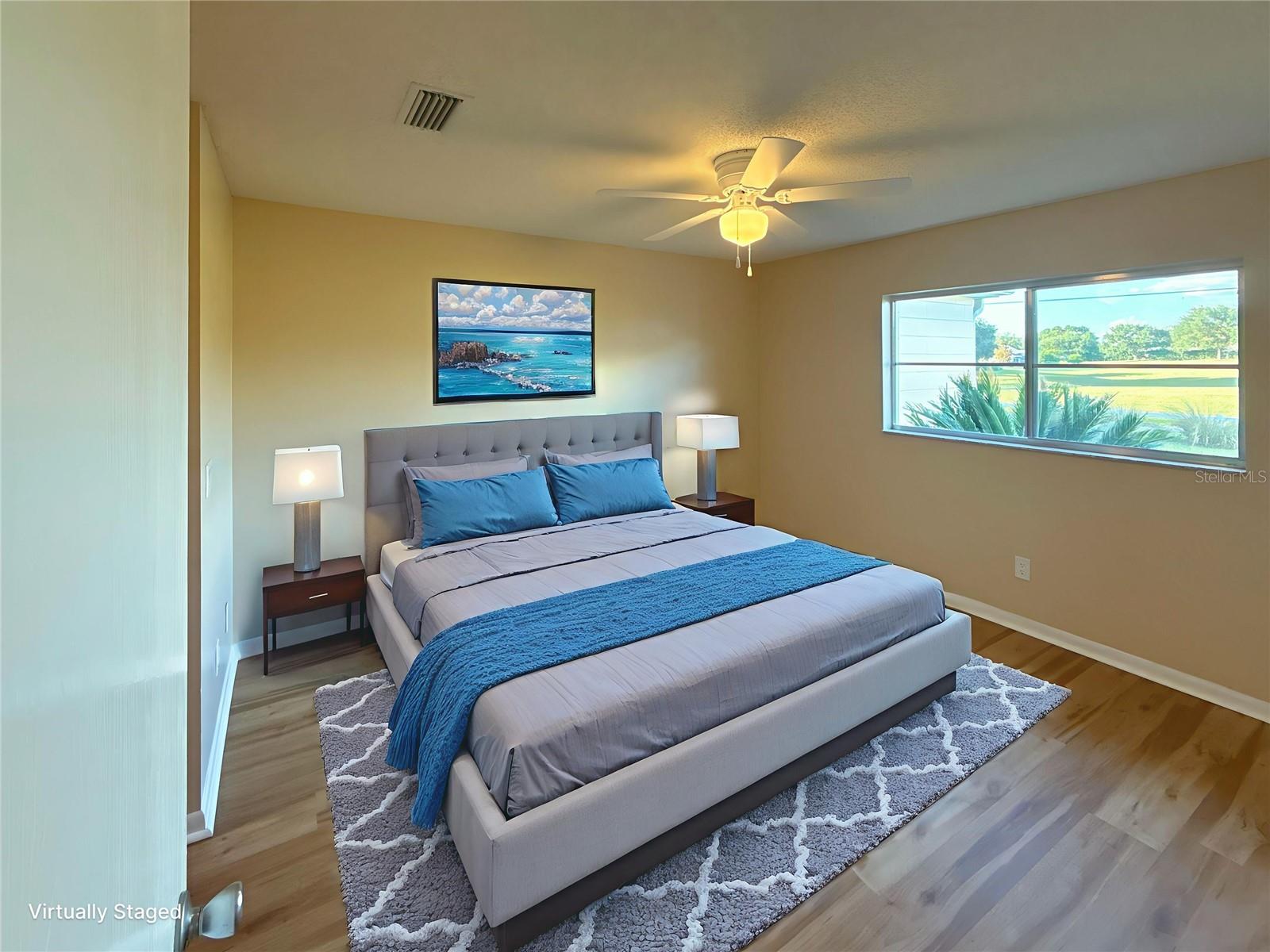 CIRCLE SQUARE WOODS - Residential