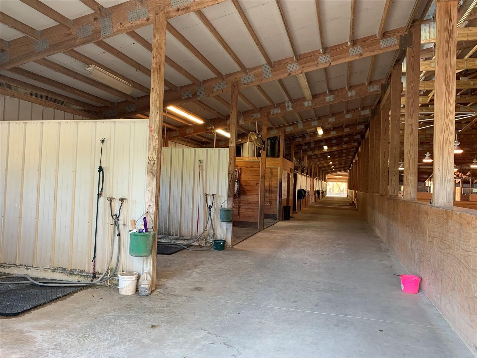 VALLEY VIEW FARM - Farm