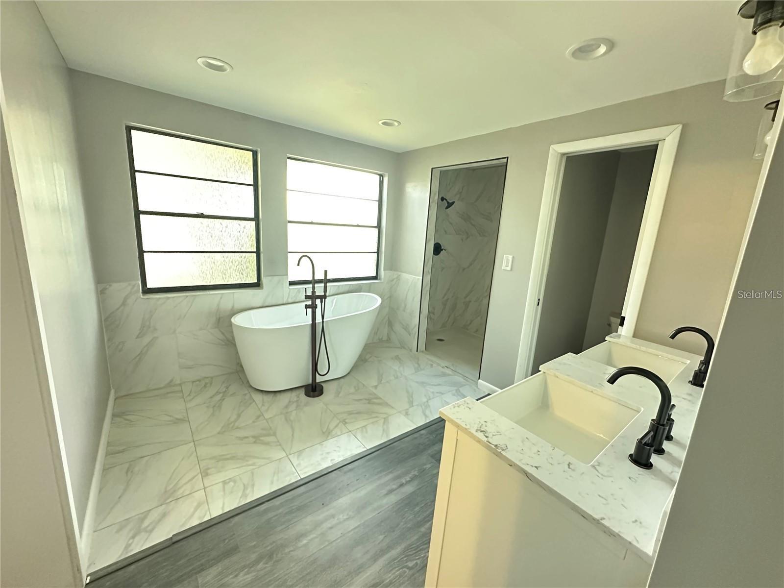 BEL MAR UNIT 4 - Residential Lease