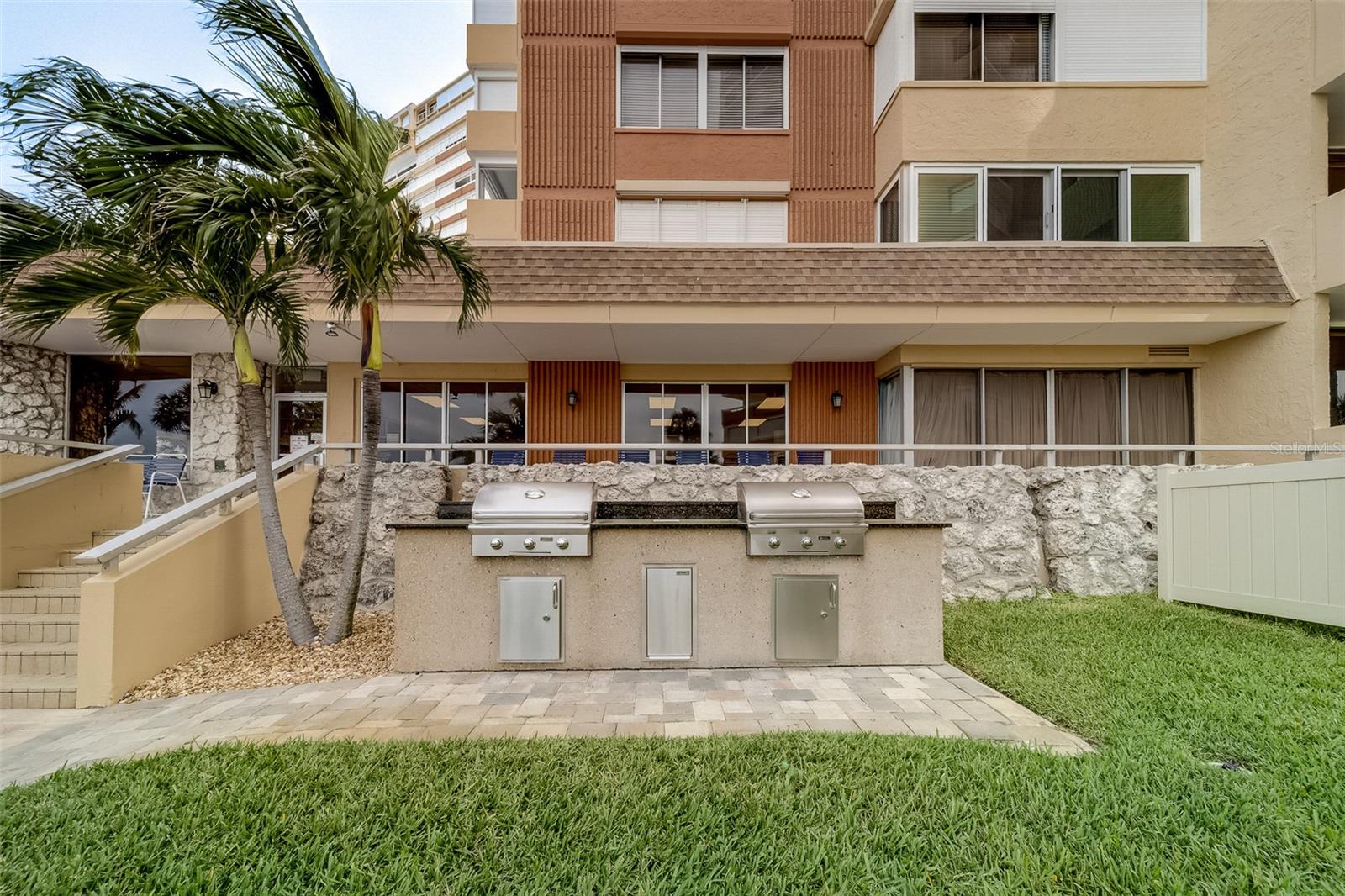 REDINGTON TOWERS 1 CONDO - Residential Lease