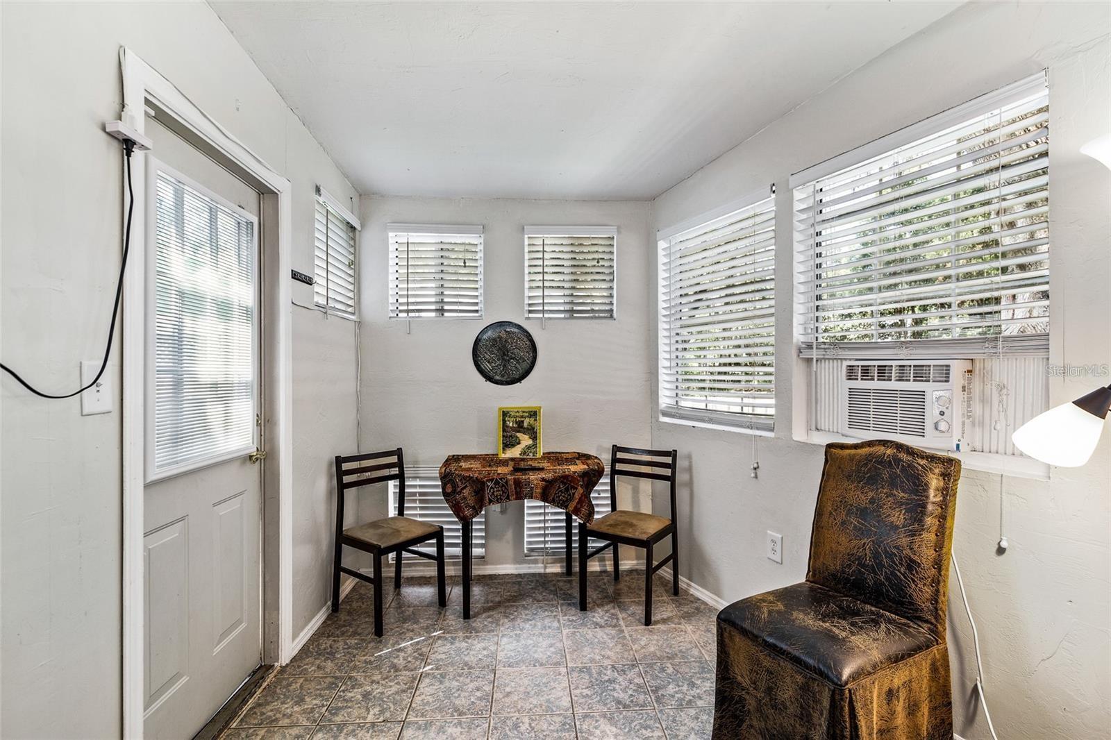 SPRING PARK SUB - Residential