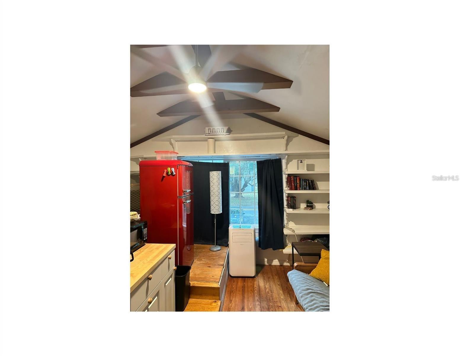 SPRING PARK SUB - Residential