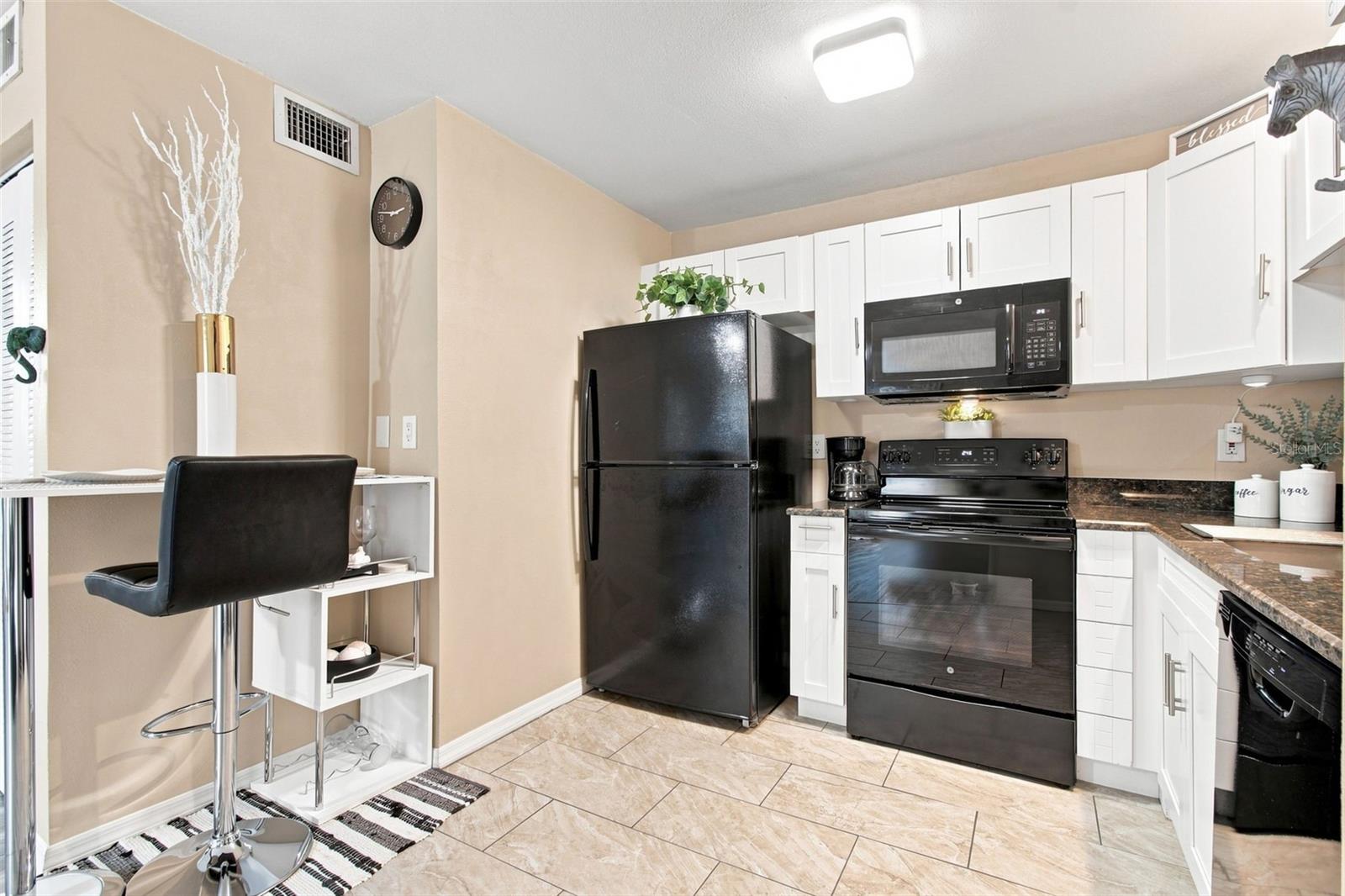 4115 CHATHAM OAK COURT 215