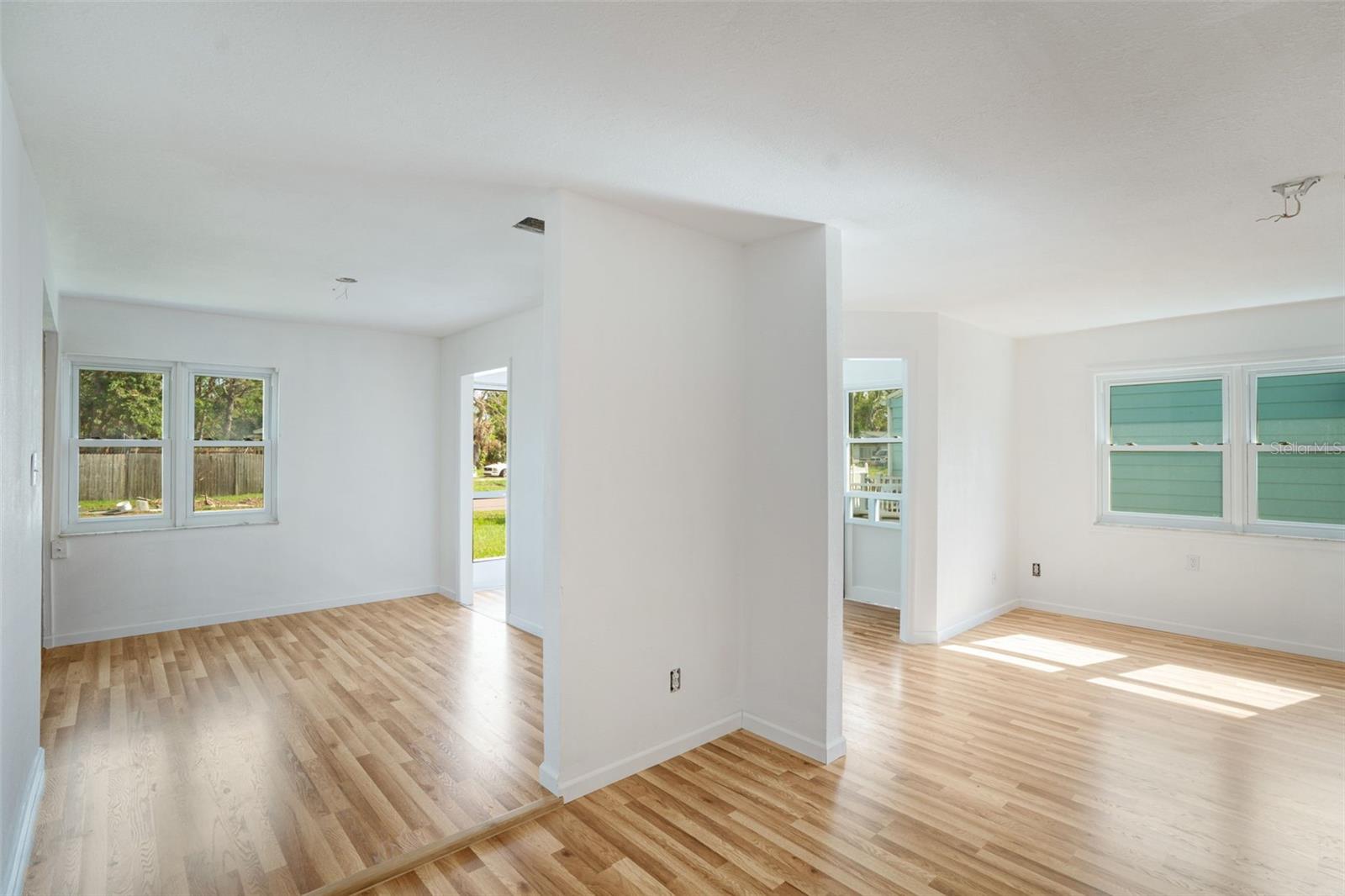 EDGEMERE - Residential