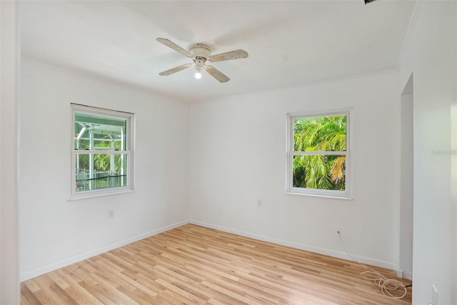 EDGEMERE - Residential