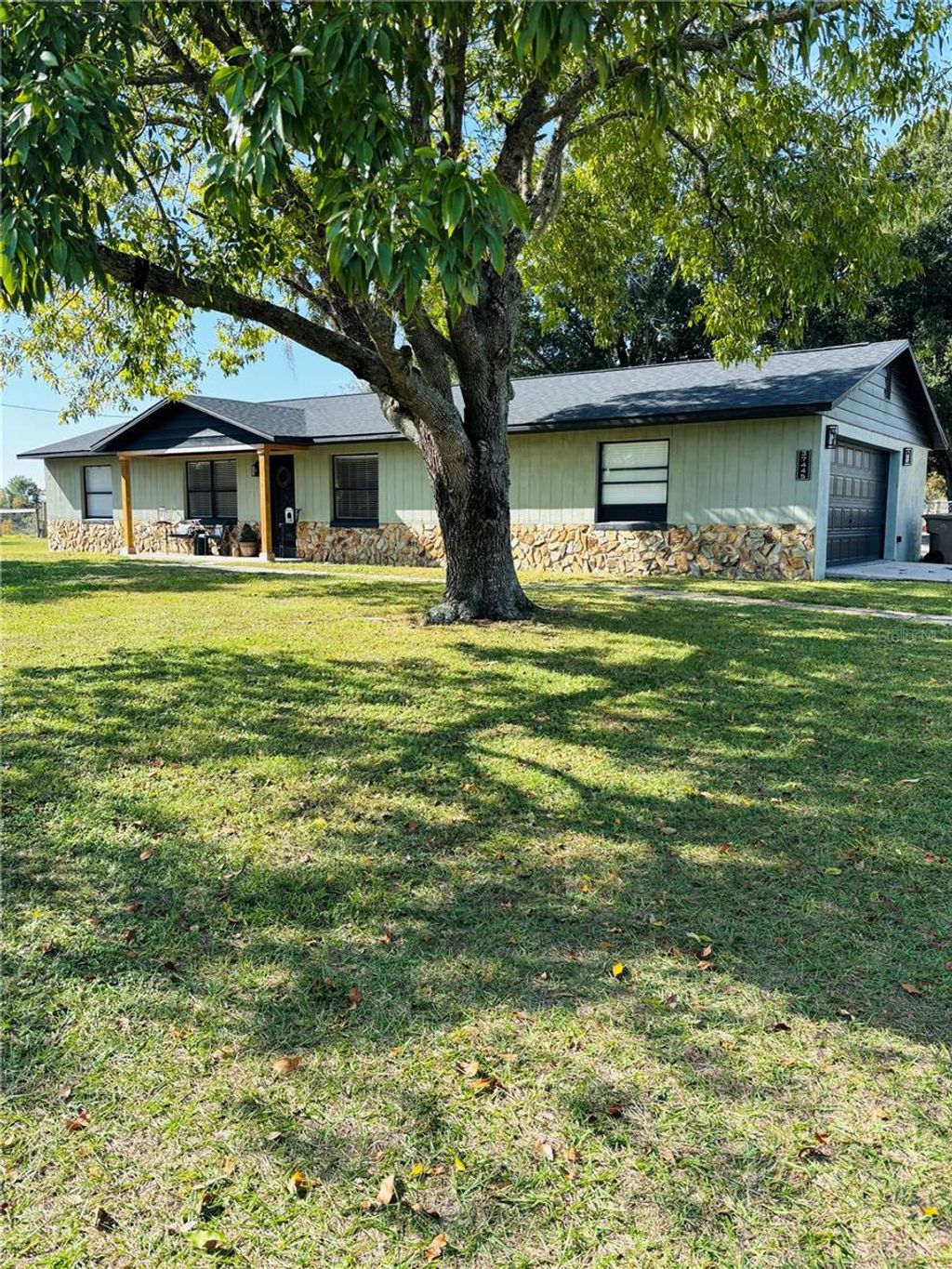 Photo of 37445 Grays Airport Road, Lady Lake, FL 32159 (MLS # G5104825)