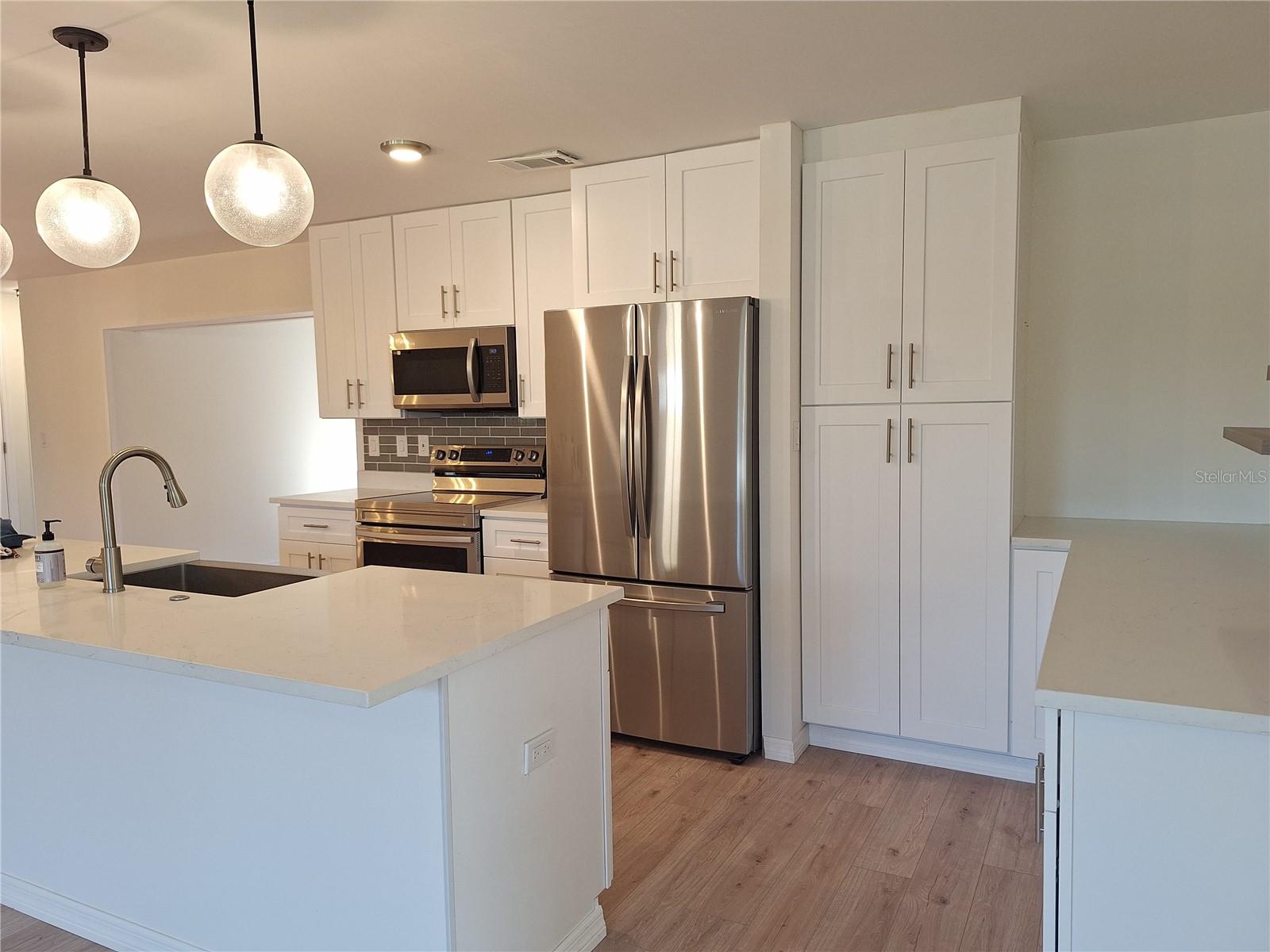 DEL PRADO IMPERIAL - Residential