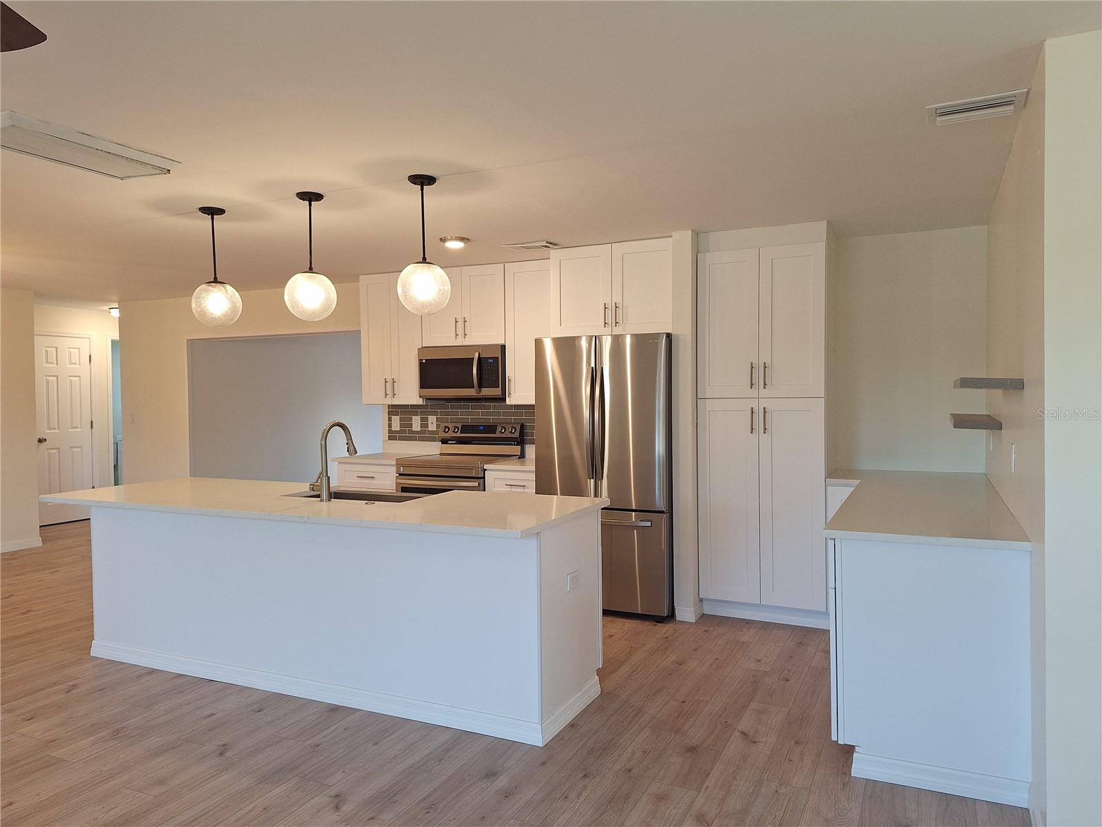 DEL PRADO IMPERIAL - Residential