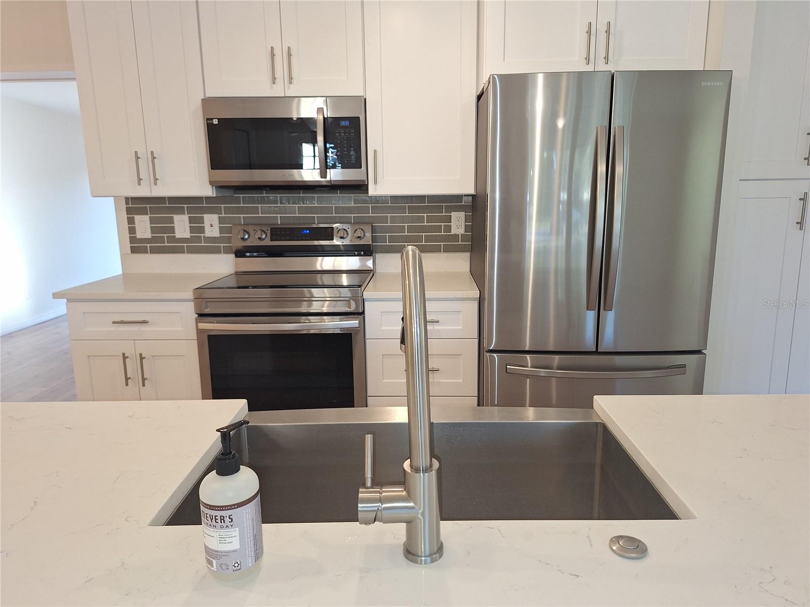 DEL PRADO IMPERIAL - Residential