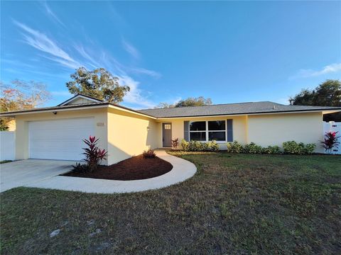 Photo of 13344 Sorrento Drive, Largo, FL 33774 (MLS # TB8451612)