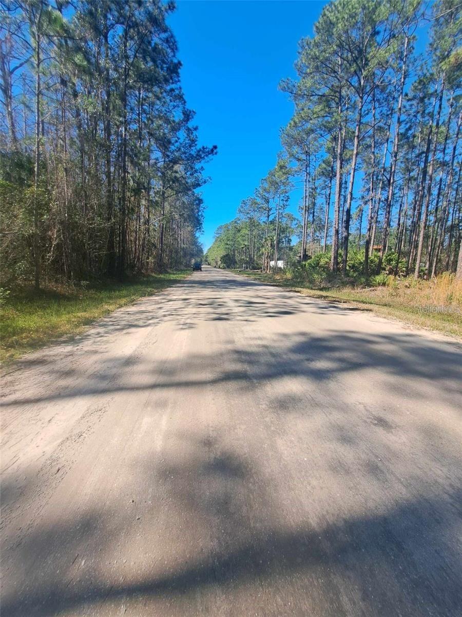 DAYTONA NORTH SUB - Land